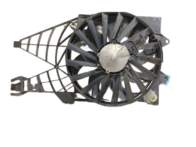 Вентилятор радиатора 51785225, 8240551 Fiat Linea