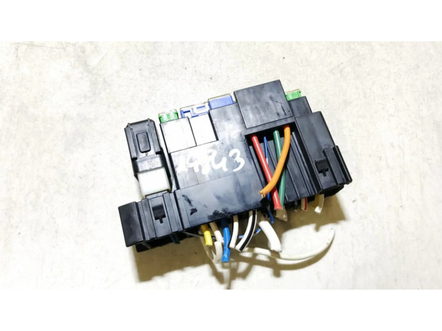 Pojistková skříňka Nissan Qashqai 2010