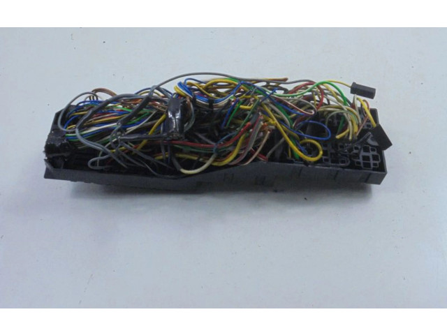 Pojistková skříňka 9559790, 9559790 Saab 900 1990