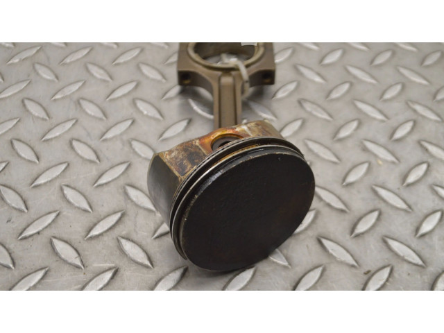  Поршень D 4204 T23   Volvo XC90  