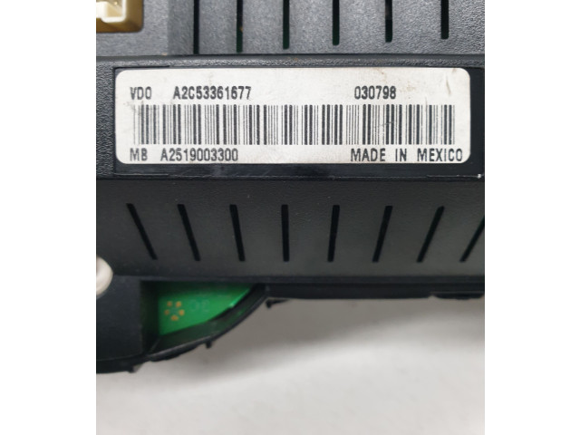 Přístrojová deska Mercedes-Benz ML W164 2007 A2C53168071, A2514402111