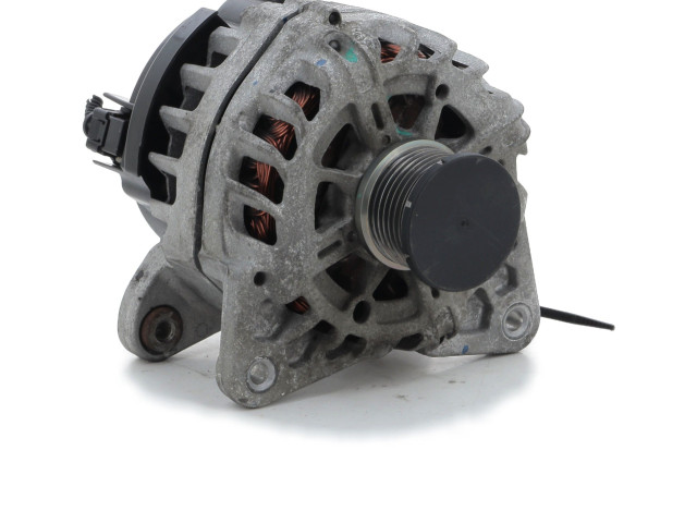 Генератор 231008040R, U0-6549W Renault Twingo III