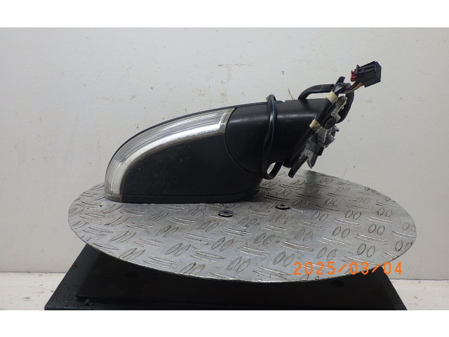 Зеркало электрическое Volkswagen Golf Plus 2005 - 2013 года