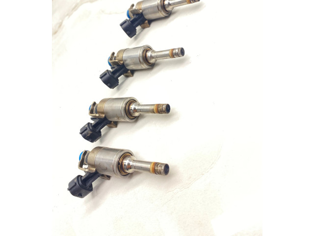 Vstřikovač 0261500 Nissan Juke I F15