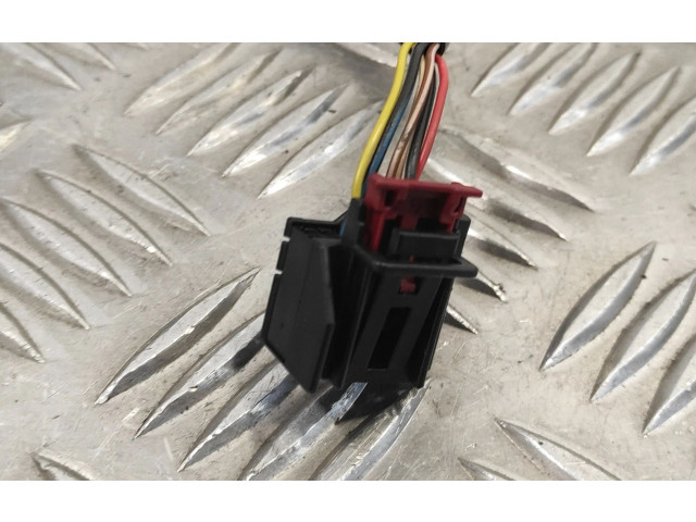 Зеркало электрическое Audi A4 Allroad - года