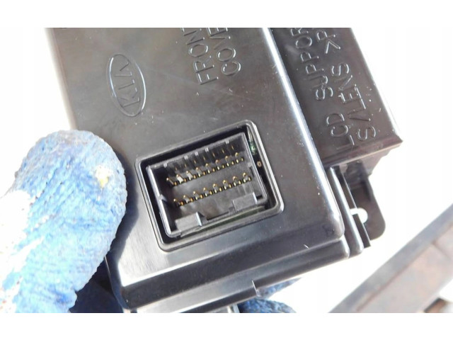 Дисплей 957101H100 KIA Ceed