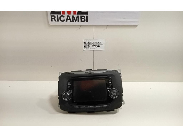 Радио/ проигрыватель CD/DVD / навигация 01561046470, 01561046470 Alfa Romeo Giulietta