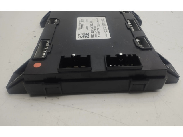 Блок комфорта 101090700D Tesla Model S