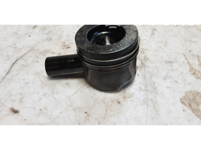 Поршень 8372M, 10R1 Audi A6 C7