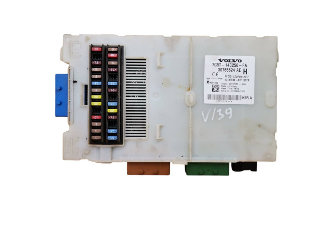 Блок предохранителей 7G9T14C256FA, 30765624AE Volvo V70