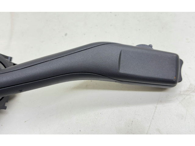 Ручка поворотов/ фонарей 1K0953513G Skoda Octavia Mk2 (1Z)