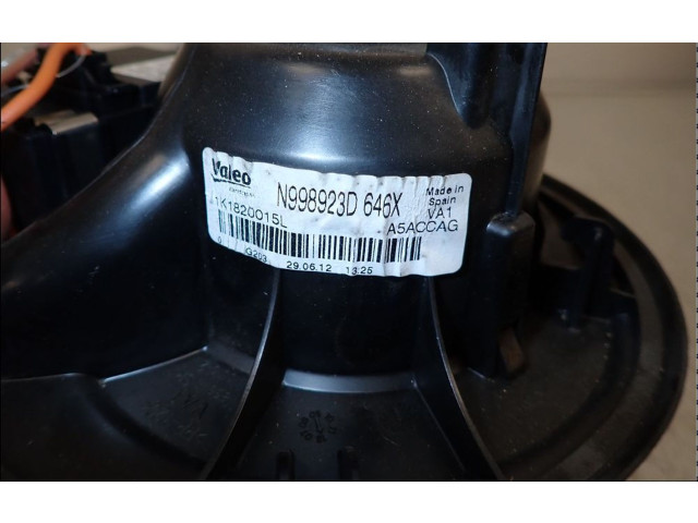 Вентилятор печки 1K1820021 Audi Q3 8U