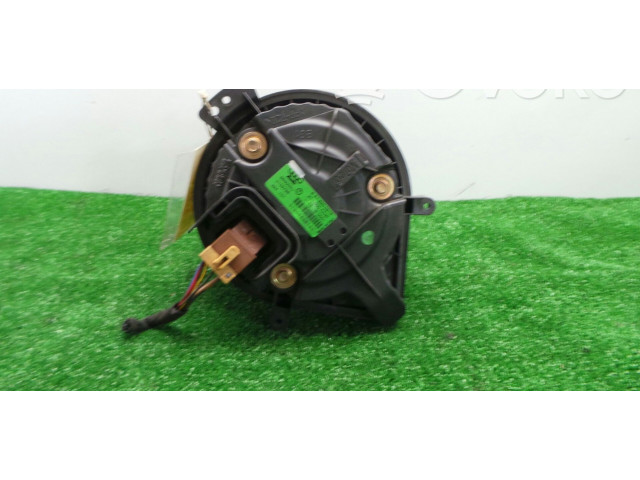 Вентилятор печки    8E1820021B-663000U, 6.PINES   Audi A4 Allroad