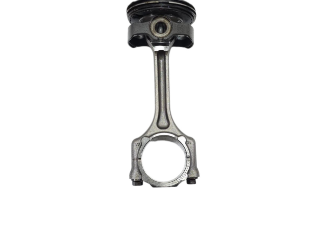 Поршень 46354757, 46346020 Jeep Renegade