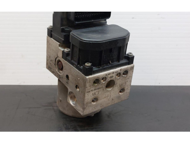 Блок АБС MR249754, 0130108040 Mitsubishi Carisma 1996 - 1999 года