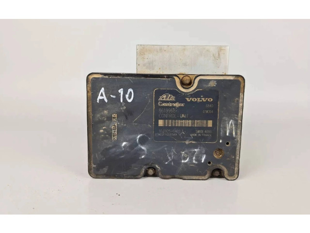 Блок АБС 8619968, P08619975   Volvo  V70  2000 - 2004 года