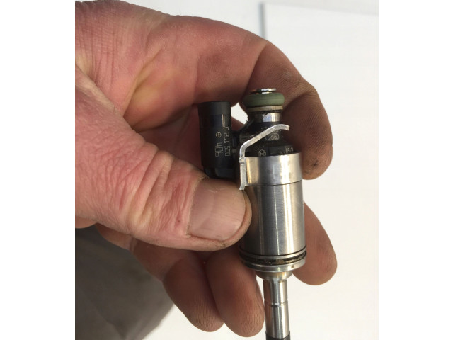 Форсунка 32208203 Volvo XC40