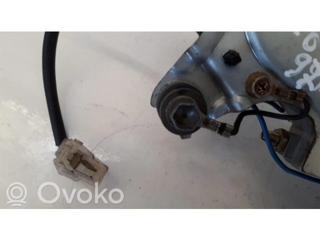 Моторчик заднего дворника 8491003447 Mazda 626