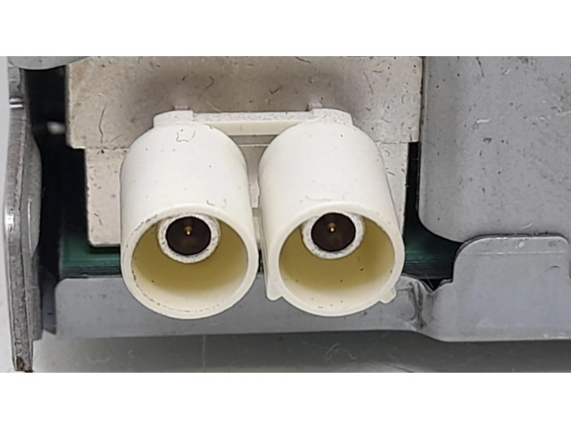 Радио/ проигрыватель CD/DVD / навигация