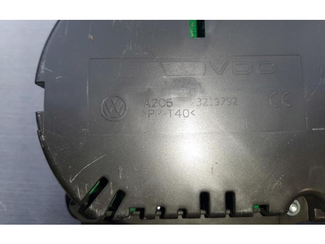 Přístrojová deska Volkswagen Caddy 2019 2K5920866E