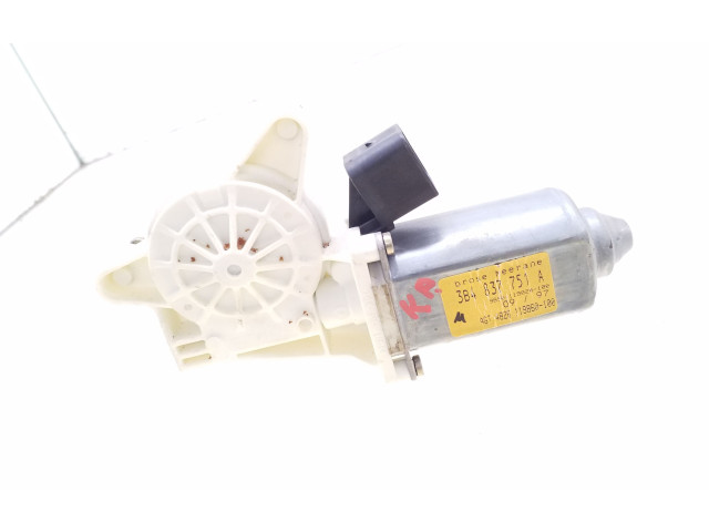 Передний двигатель механизма для подъема окон