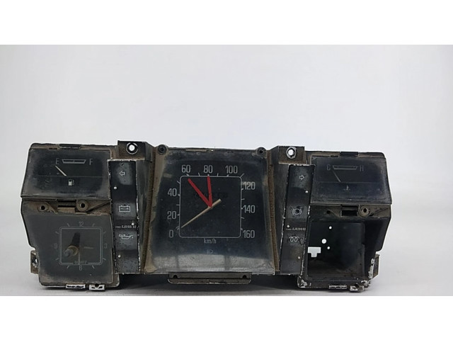 Přístrojová deska Nissan PickUp Y720 1982 11082EJ020003