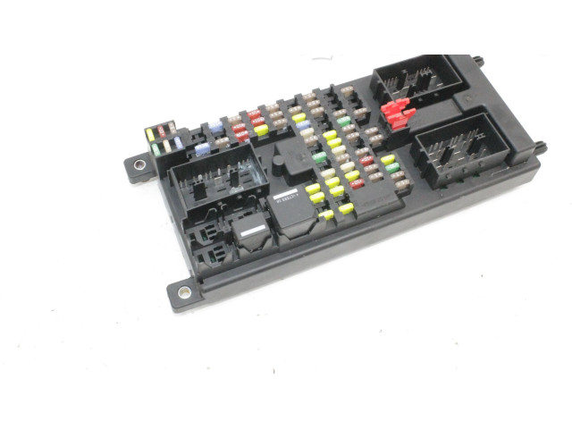 Блок предохранителей  FW9314F041AG   Jaguar XJ X351    