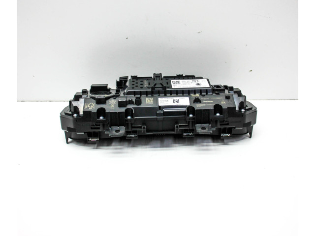 Панель приборов 654920790G   Skoda Kamiq       