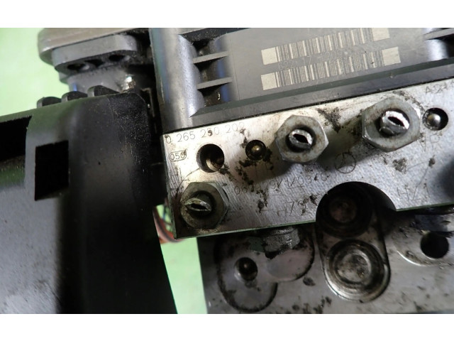 Блок АБС    Mercedes-Benz  E AMG W211   -  года