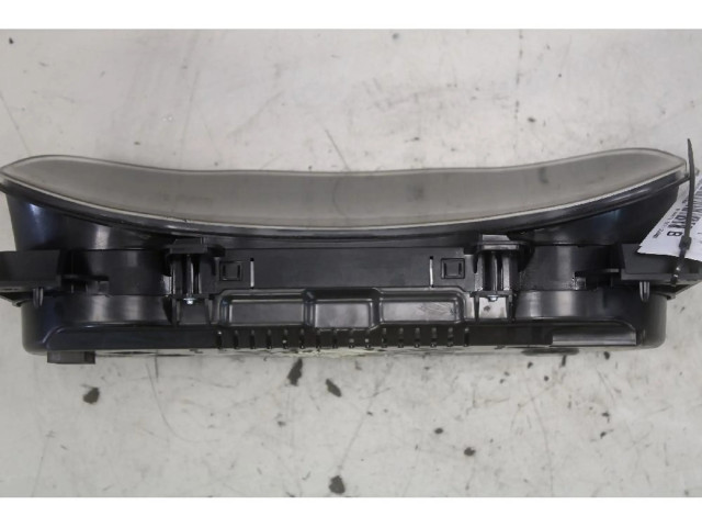 Панель приборов Jeep Renegade