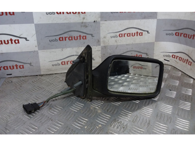 Зеркало электрическое правое Volkswagen Golf III 1992-1997 года