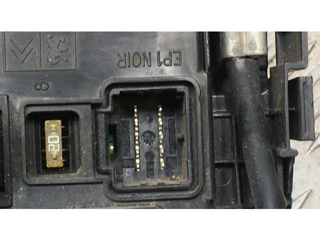 Блок предохранителей EP1NOIR Citroen C5