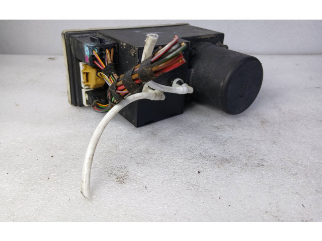 Блок управления двигателя 8L0862257K   Audi A3 S3 8L