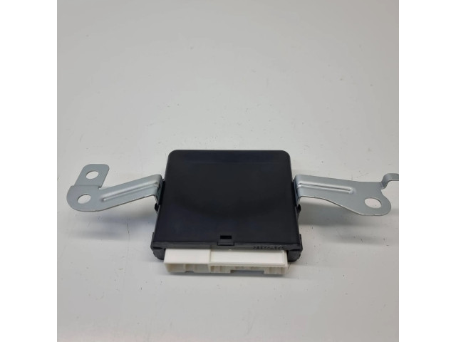 Блок управления крышки багажника