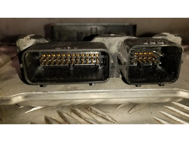 Блок управления 04692017AK, 04692024AK Jeep Grand Cherokee (WK)