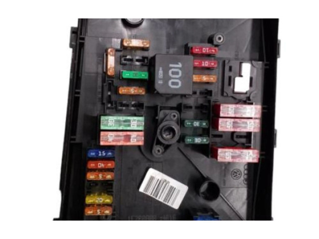 Блок предохранителей PASDEREFERENCE Audi A3 S3 8P