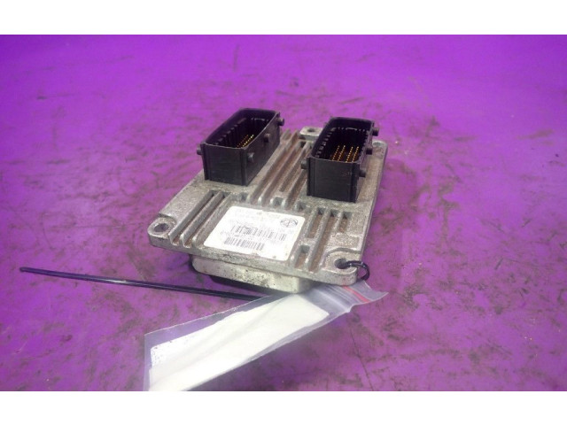 Блок управления двигателем Блок управления Fiat Albea