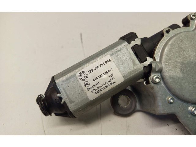 Моторчик заднего дворника 1Z9955711    Skoda Octavia Mk2 (1Z)