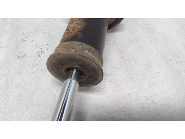 Задний aмортизатор