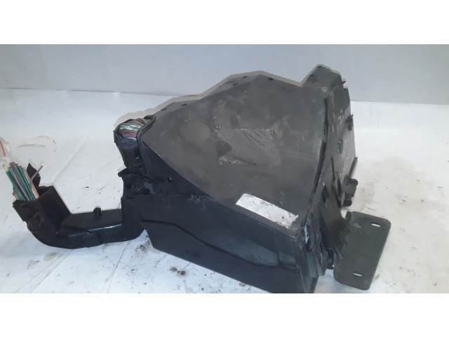 Блок предохранителей 2R8T14A003EC Jaguar S-Type