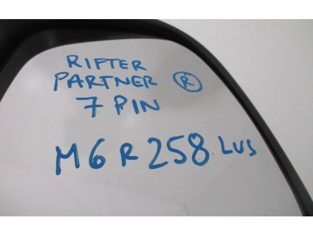 Zpětné zrcátko Citroen Berlingo 2019