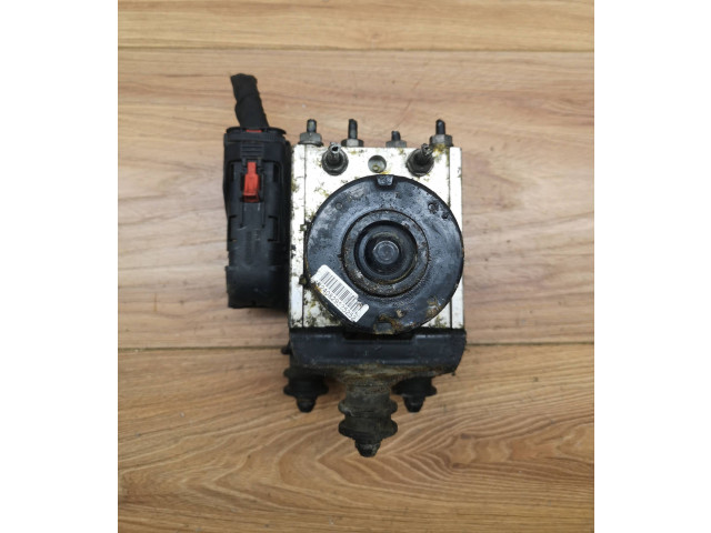 Блок АБС 1K0907379P, 00009496E5 Skoda Octavia Mk2 (1Z) 2004 - 2013 года