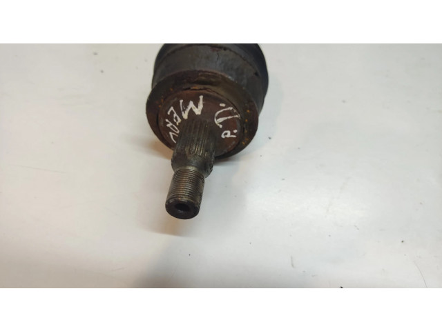 Передняя полуось