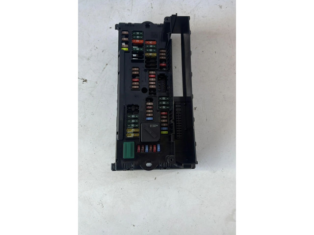 Блок предохранителей 9210863, 9210863 BMW X3 F25