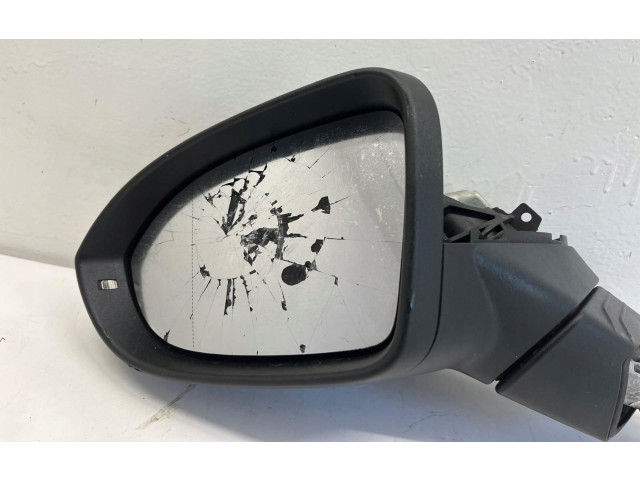 Зеркало электрическое Volkswagen Golf VIII 2019 - года