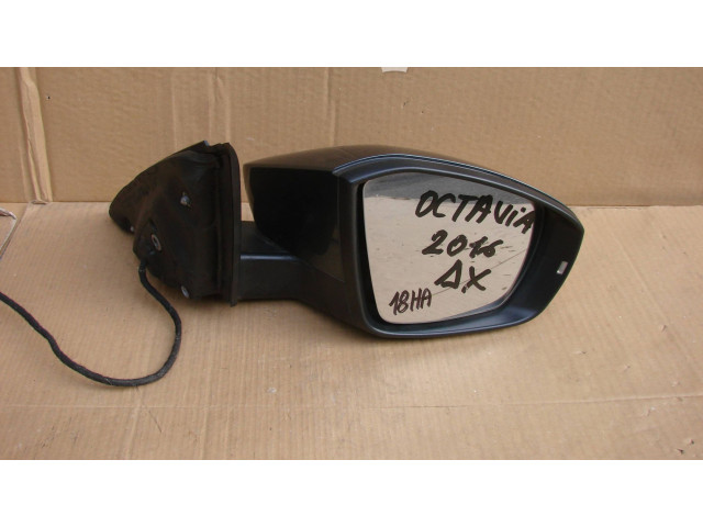 Зеркало электрическое Skoda Octavia Mk3 (5E) 2013 - 2019 года