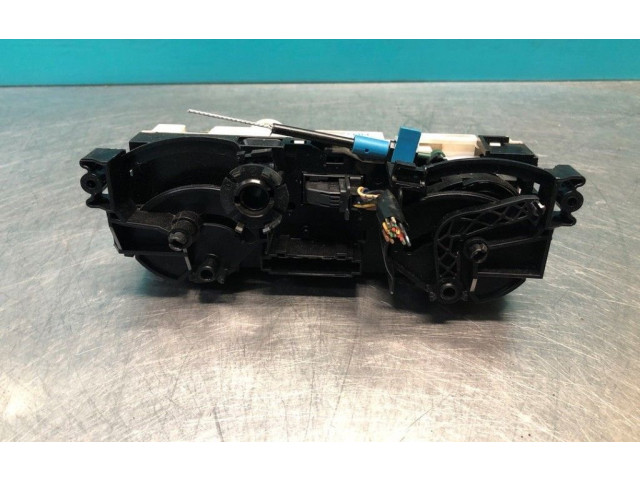 Блок управления климат-контролем 69667301, 69657032   Mitsubishi Colt