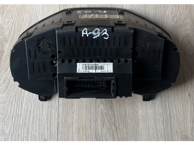 Панель приборов 1Z0920812D, VD1053285   Skoda Octavia Mk2 (1Z)       