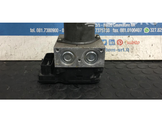 Jednotka ABS    Volkswagen Tiguan 2009