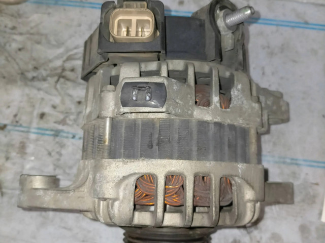 Генератор 3730003100 Hyundai i10